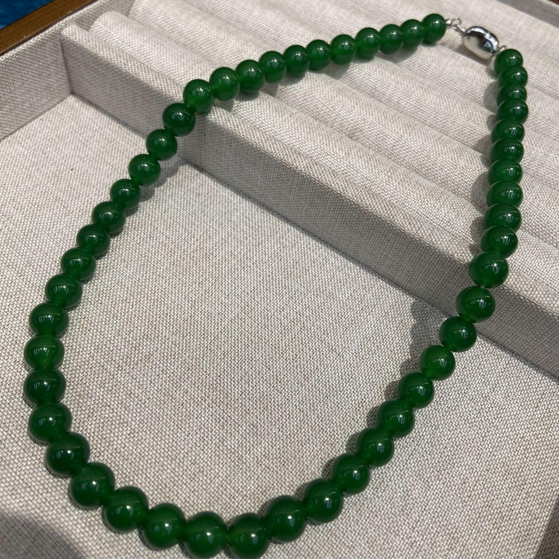 

8Mm Guochao New Chinese Natural Green Chalcedony Beaded Necklace Women S Ingot Buckle Collarbone Chain Premium Accessories