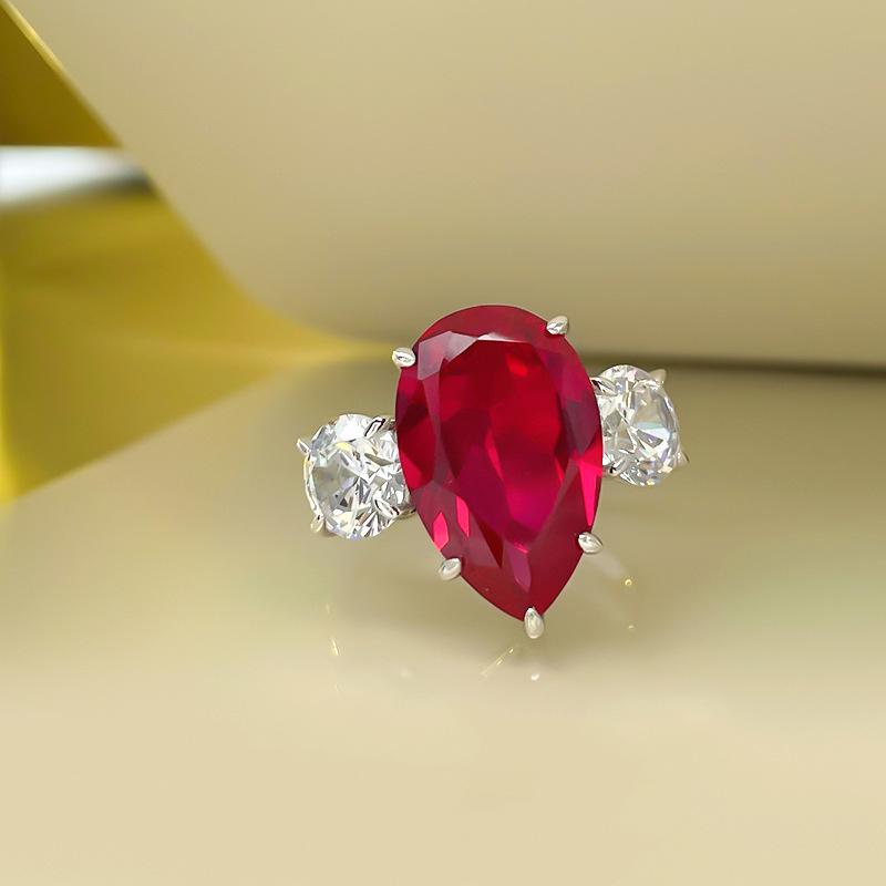 

Кольцо-капля Lulu Tong 2022 High-End из серебра s925 с 11*18 высокоуглеродистым бриллиантом Size 6