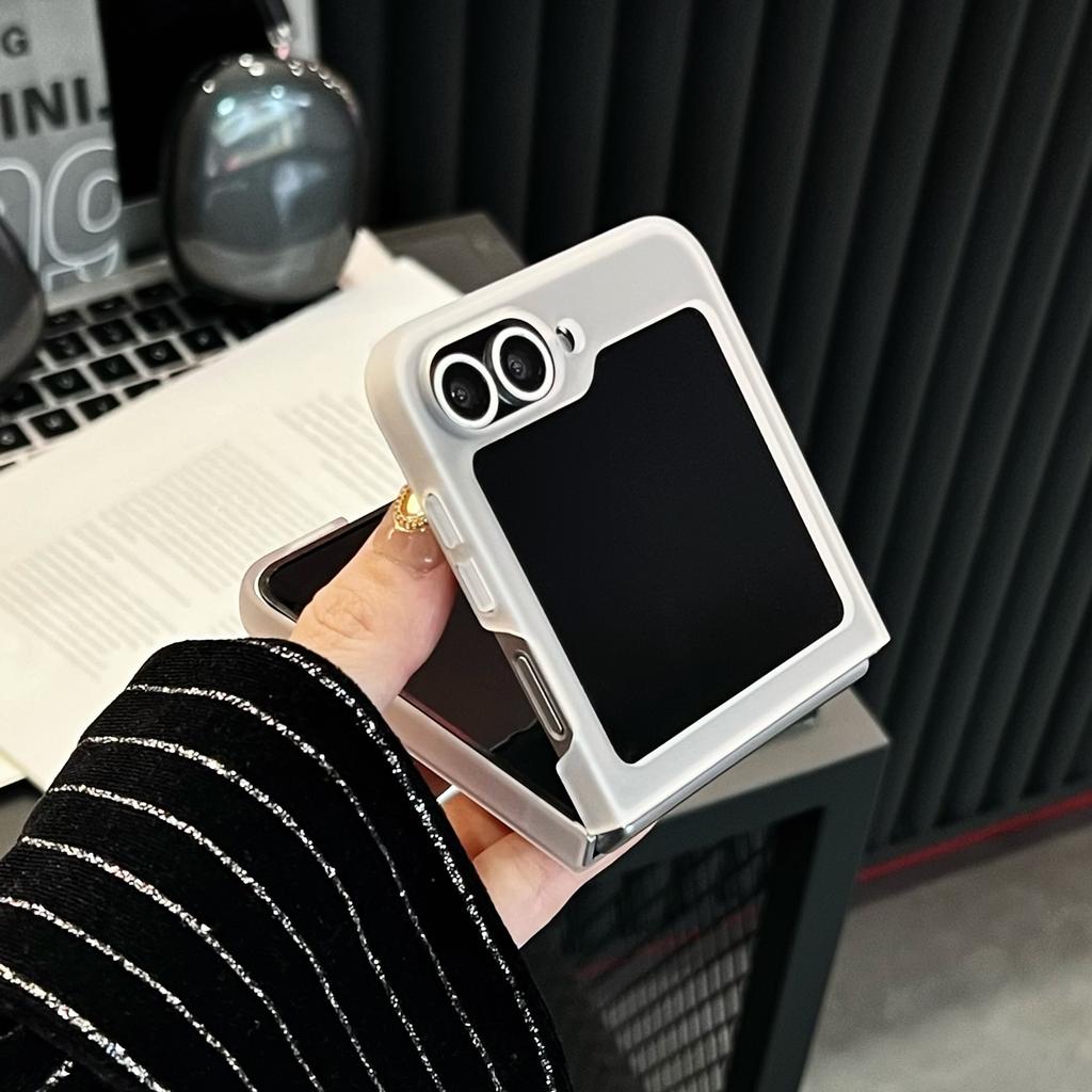 Luxury Ultra-Thin Matte PC Phone Case For Samsung Galaxy Z Flip ZFlip 6 5 4 3 Zflip6  Zflip5 Zflip4 Folding Protective Cover