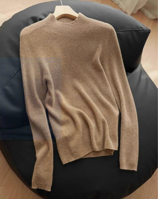 Women's Seamless Pure Wool Semi-High Neck Slimming Sweater - Autumn/Winter Base Layer