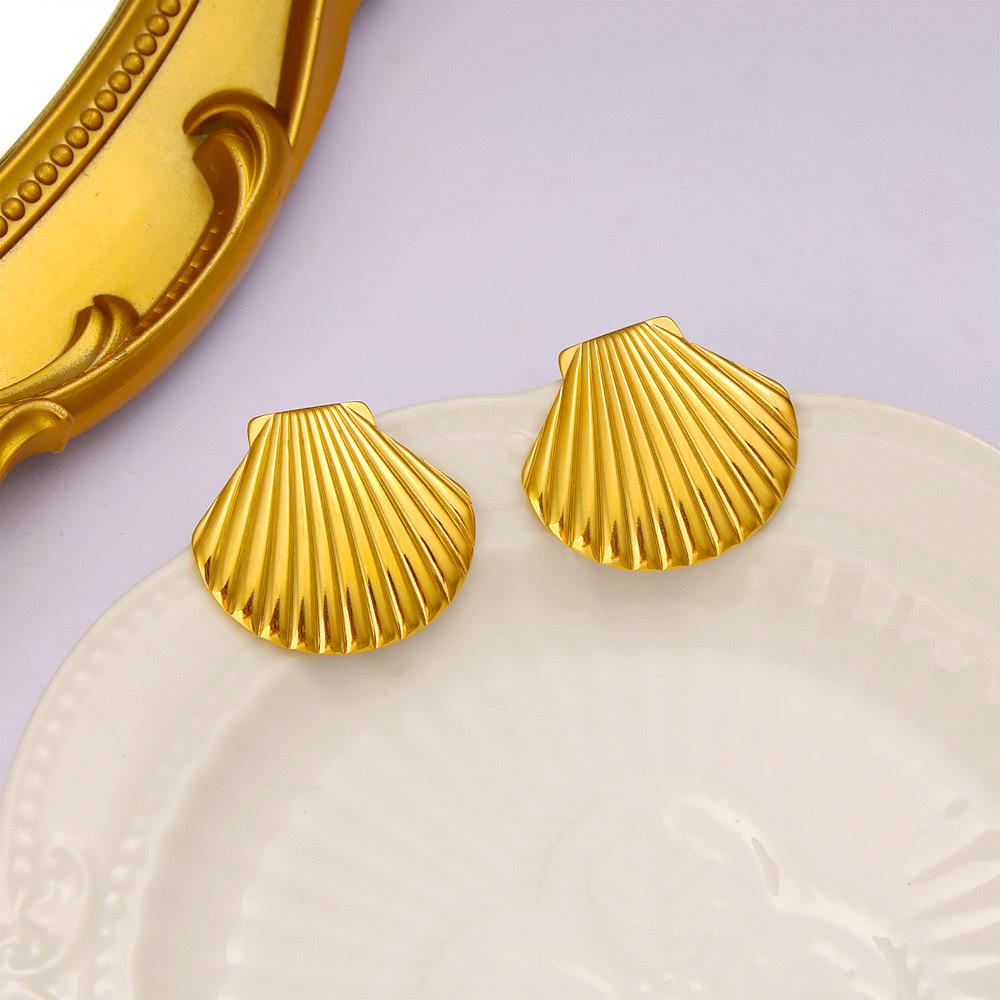 Summer Ocean Series: 18K Gold Stainless Steel Conch Shell Stud Earrings - Women s Multiple Styles