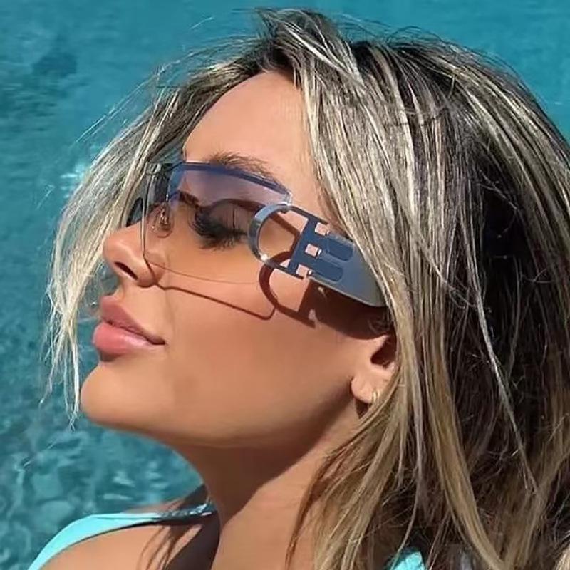 Vintage Y2K Fashion Steampunk Sunglasses Women For Men Luxury Brand Designer Sun Glasses Sport Goggle One Piece Rimless Shades