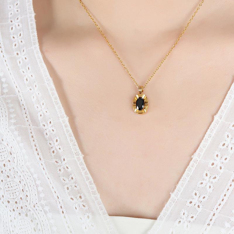 Elegant Black Zircon Oval Pendant Necklace - Gold-Plated Versatile Clavicle Chain for Women