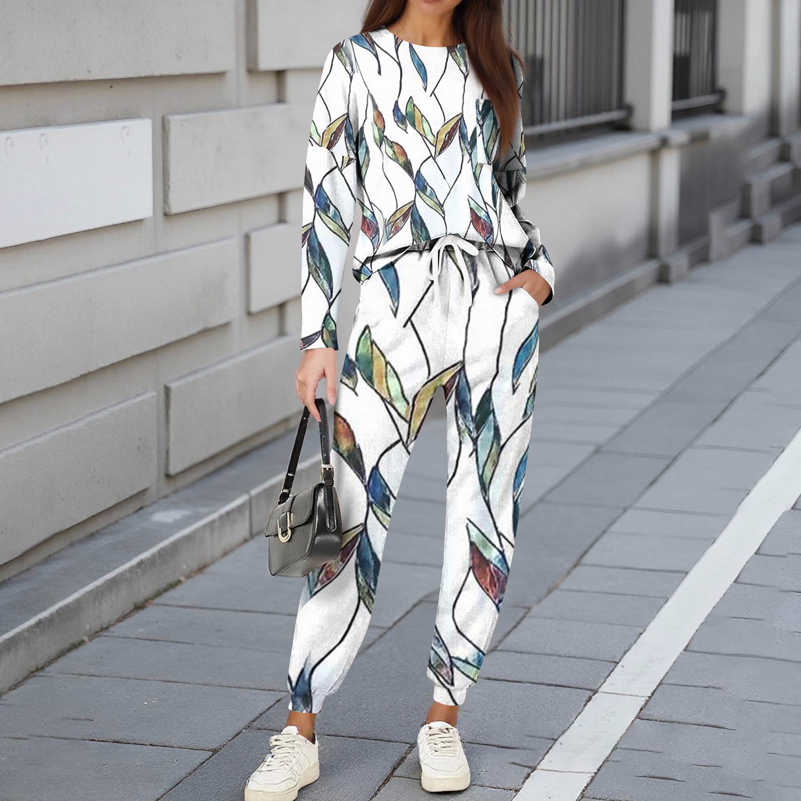 

Комплекти для жінок 2 предмети Футболки з круглим вирізом та довгим рукавом Принтовані спортивні штани з кишенями XL