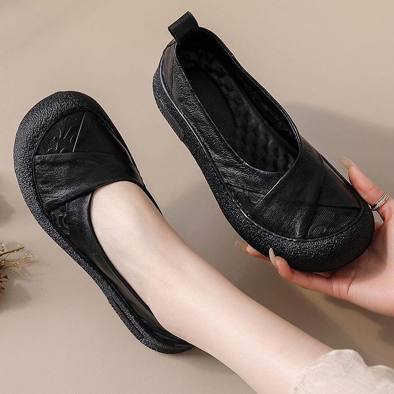 Spring Cowhide Low-Cut Soft Sole Round Toe Retro Women's Casual Shoes