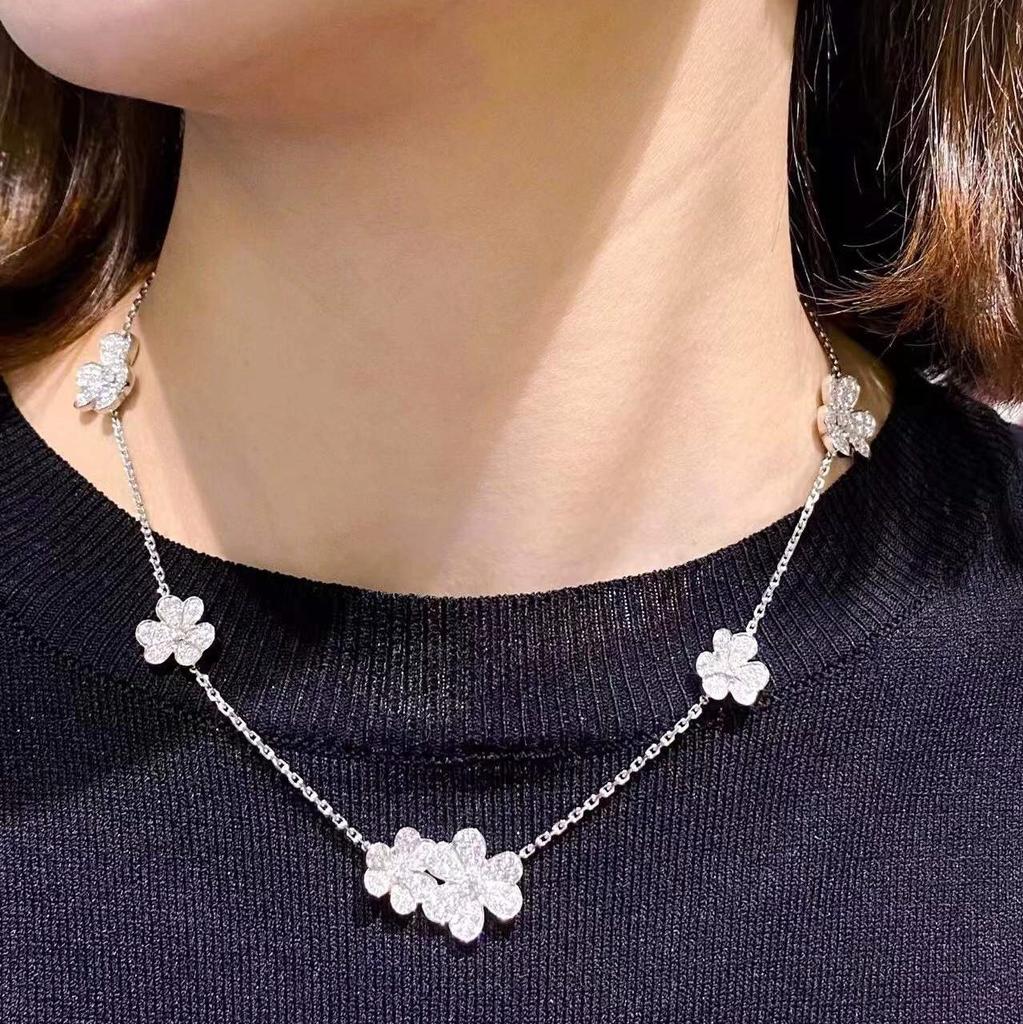 New Hot Brand Vintage Necklace Luxury Jewelry For Women Romantic Clover Fortunately Wedding Charms Pure 925 Sliver Necklaces