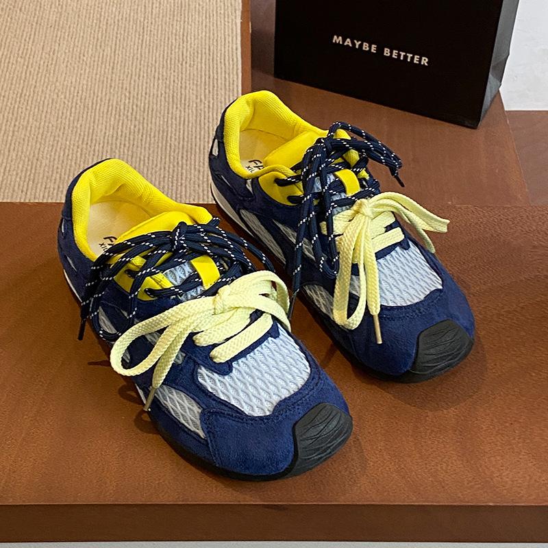 Lightweight and Fashionable Flat-bottomed Breathable Mesh German Training Shoes Women's 2025 Summer New Versatile Casual Flat-bottomed Sports Shoes