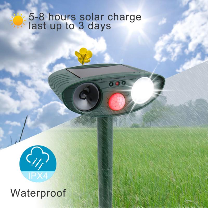 Outdoor Solar Repellent Ultrasonic Animal Pest Repellent Deterrent Scarer Powerful Flashing Light