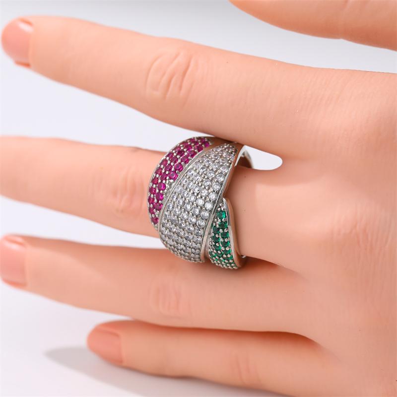 Vintage Inlaid Red Green White CZ Women's Ring Luxury CopperColor Geometry Daily Wear Party Jewelry Anniversary Gift