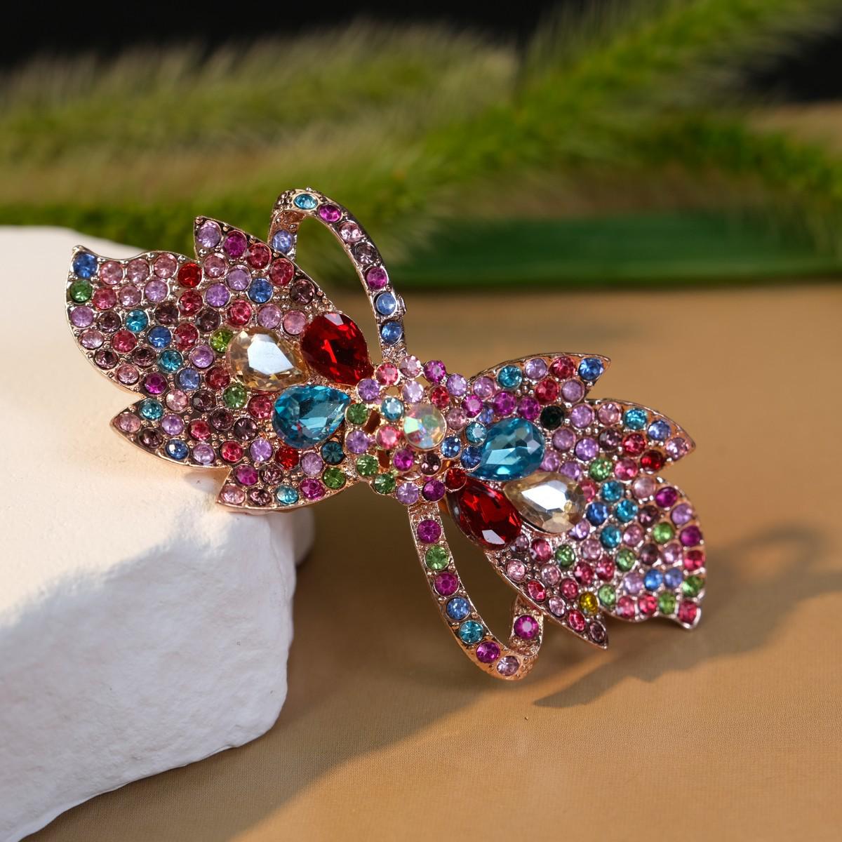 

Elegant Rhinestone Alloy Hair Clip - Stylish Versatile Updo Accessory for Women