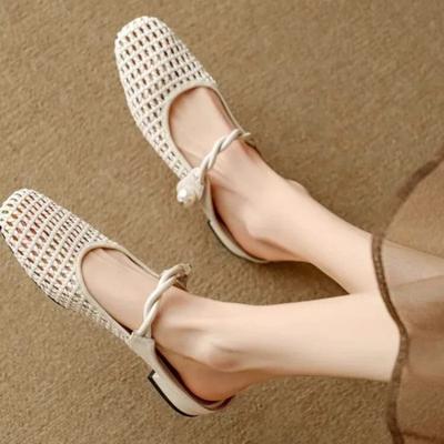 Moda Vazada Respirável Verão Sapatos Femininos 2024 Novo Moda Casual Chinelos de Bico Fechado Femininos Confortáveis Versáteis Slides de Salto Baixo