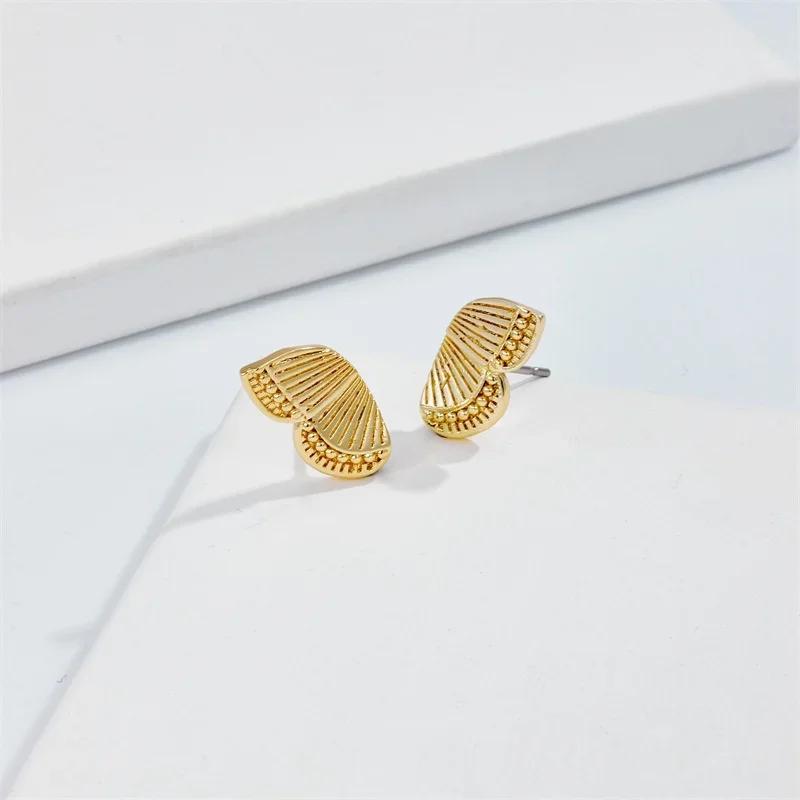 Gold Insect Butterfly Earrings Alloy Small Butterfly Earrings Simple Half Wing Earrings Gifts Accessories for Women