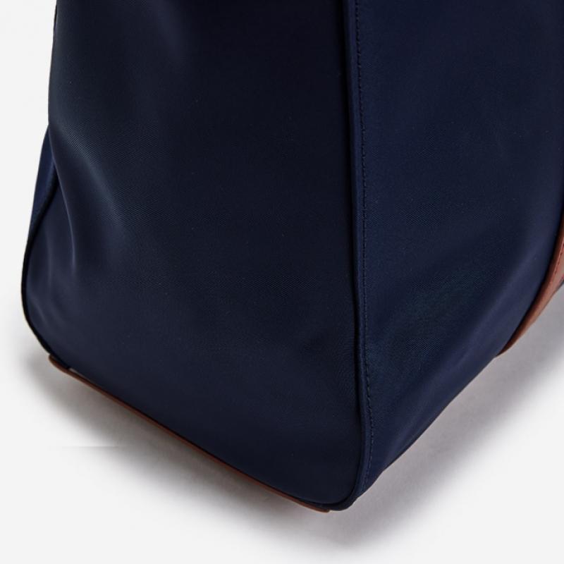 By ESquire By WoMen S Elo Nylon Shoulder Bag M Navy