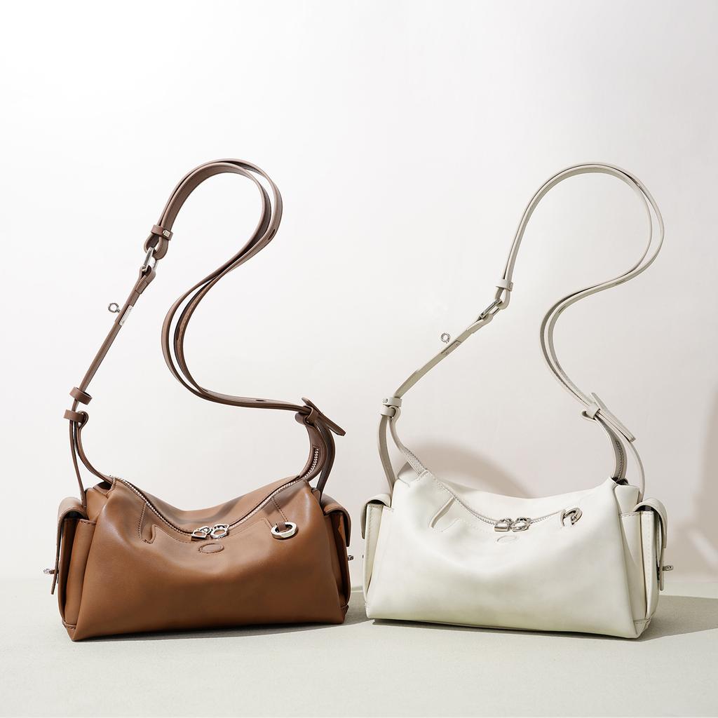 2026 early spring niche fashion design new women's casual shoulder messenger bag simple versatile commuter bag