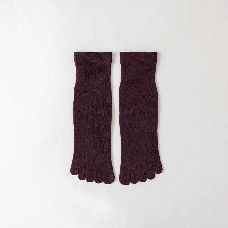 Unisex All-Season Cotton Split-Toe Five-Finger Socks - Breathable, Solid Color, Mid-Tube for Sports and Leisure.