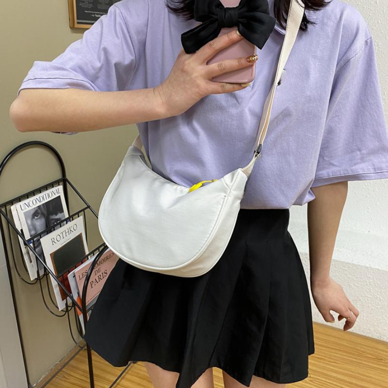 Новая Модная Потоковая Большая Вместимость Повседневная Легкая Нейлоновая Сумка Женская Модная Уличная Одноплечевая Сумка бежевый