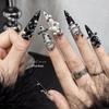 Křížové 6-mřížkové ozdoby na nehty nýty: Smíšený punkový styl kovových kroužků pro horké dívčí nehty