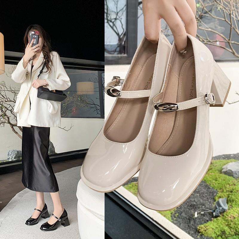 Nye Vintage Svarte Sandaler Dame Spenne Sklisikker Fritid Medium Hæler Kontor Damer Ensfargede Elegante Hæler Koreansk 2025 Sommer