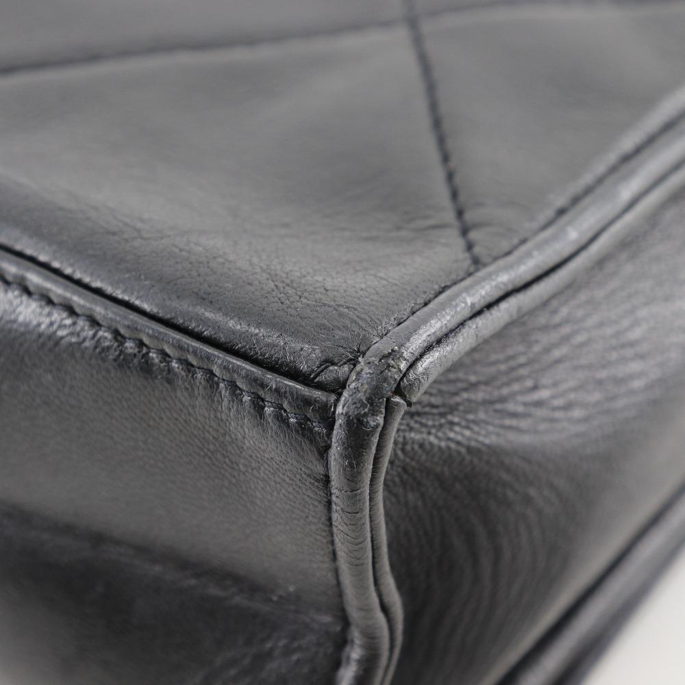 CHANEL ChainShoulder Shoulder Bag Diamond stitch Matelasse black lambskin Women Used