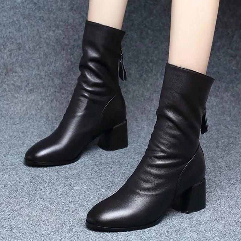 Fashion Autumn Winter Short Plush Ankle Boots Women Fashion Zipper Thick Heels Boots Woman Pleated Pu Leather Short Booties Women Boots