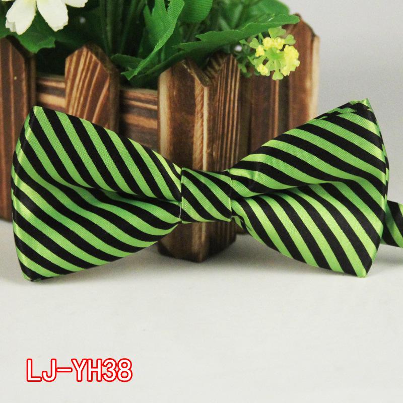 Męska poliestrowa jedwabna mucha z kreskówkowym nadrukiem na wesela i wydarzenia