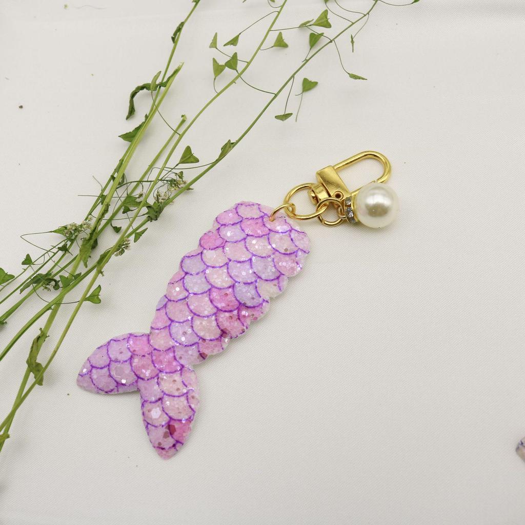 Cute Pearl Mermaid Tail Sequin Keychain