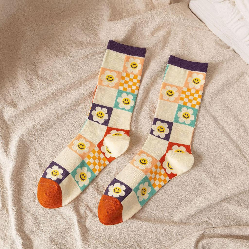Sunflower Trendy French Academy Knee-High Socks: Stylish, Versatile, and Casual Sportswear