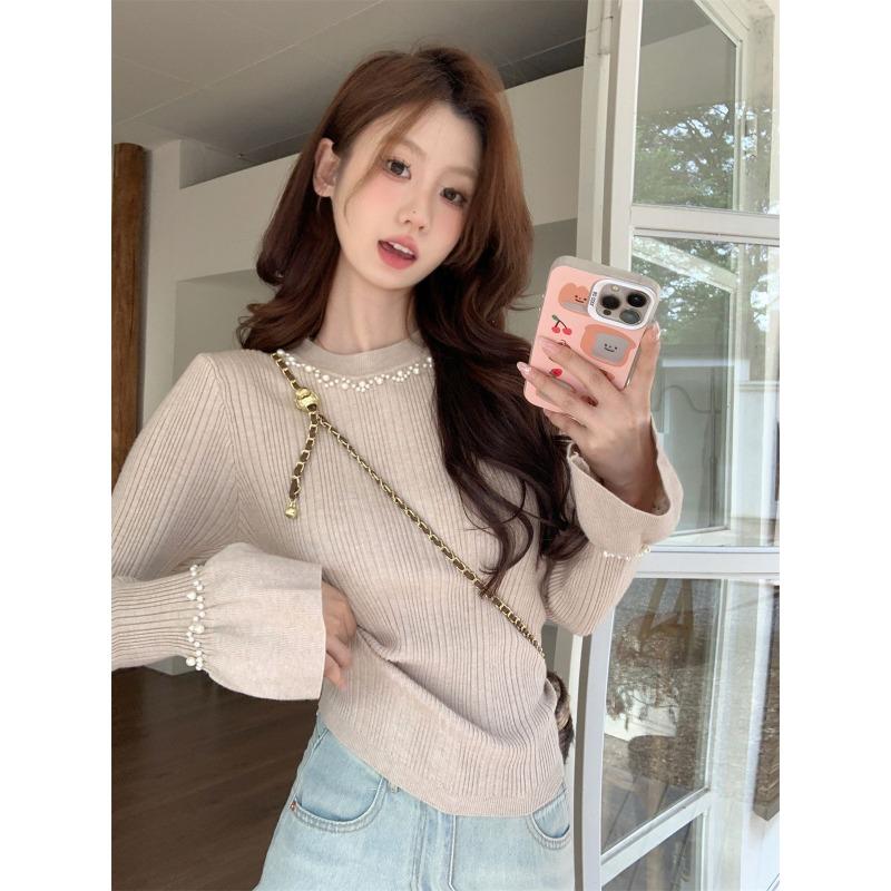 Beautiful beaded premium bottoming shirt women's autumn and winter flared sleeve knitted sweater with slim-fit sweater top