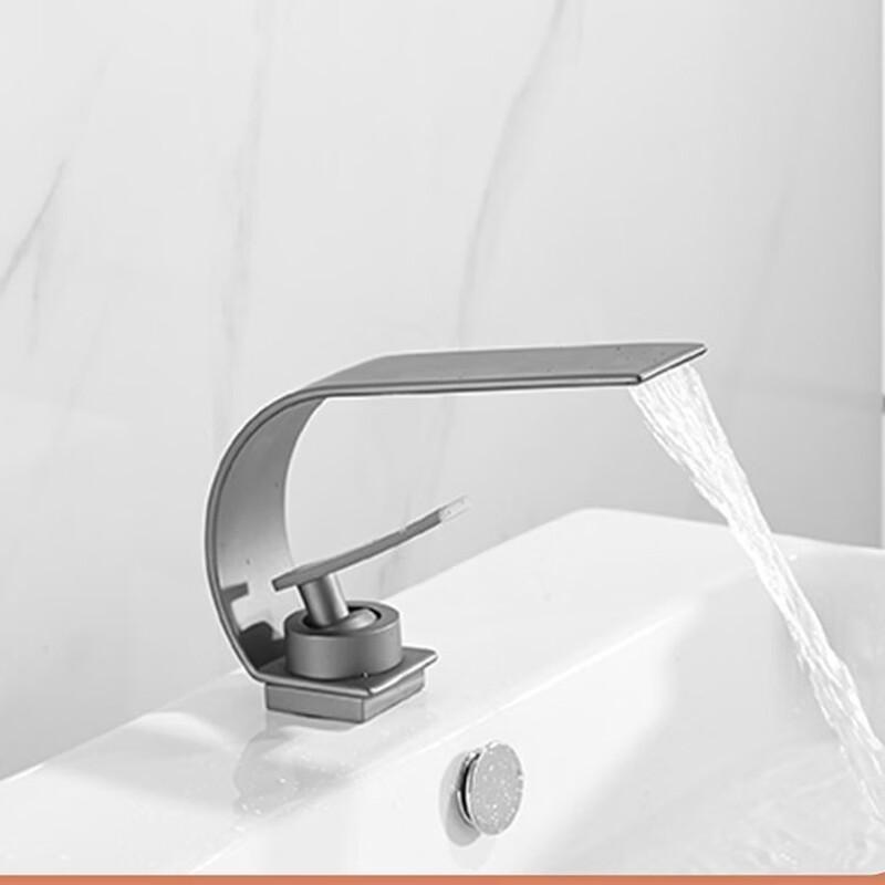 TLXT Modern Bathroom Basin Faucet