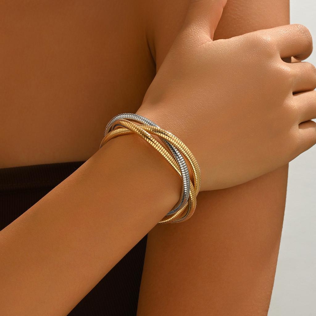Exaggerated Necklace Woman - Unique Snake Bone Multi-Layer Triple-Wrapped Ring-Shaped Metal Necklace