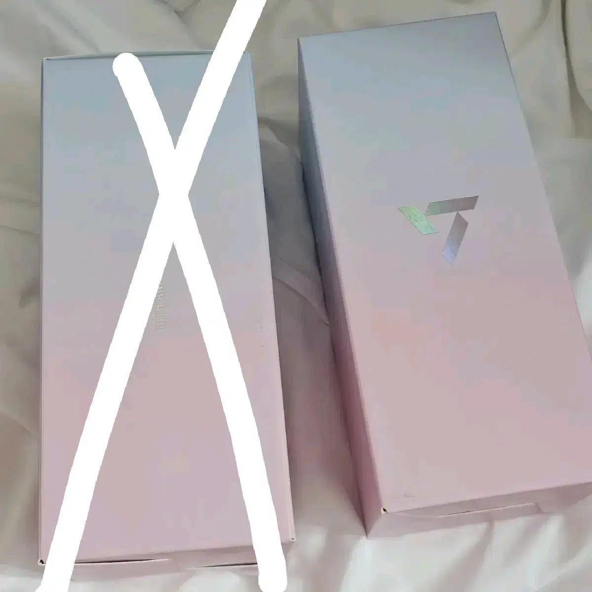 

Seventeen 10th Sealed Lightstick Unopened
