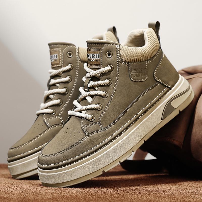 Neue Herren-Skateboardschuhe im klassischen Stil mit niedriger Spitze und dicker Sohle, bequeme Basketball-Sneakers mit weicher Sohle