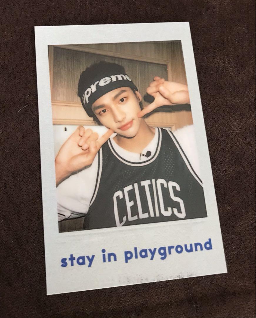 

[USED] straykids playground photobook bora hyunjin