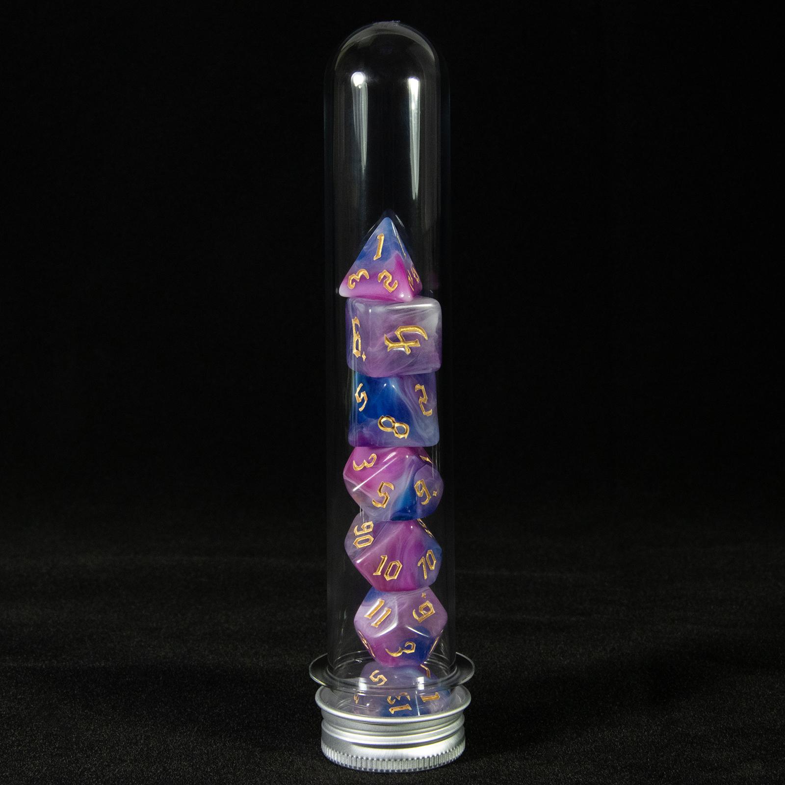 

Набор семигранных игральных костей D&D смешанных цветов с тубусом для реквизита для настольной игры, принадлежности для настольных игр C12