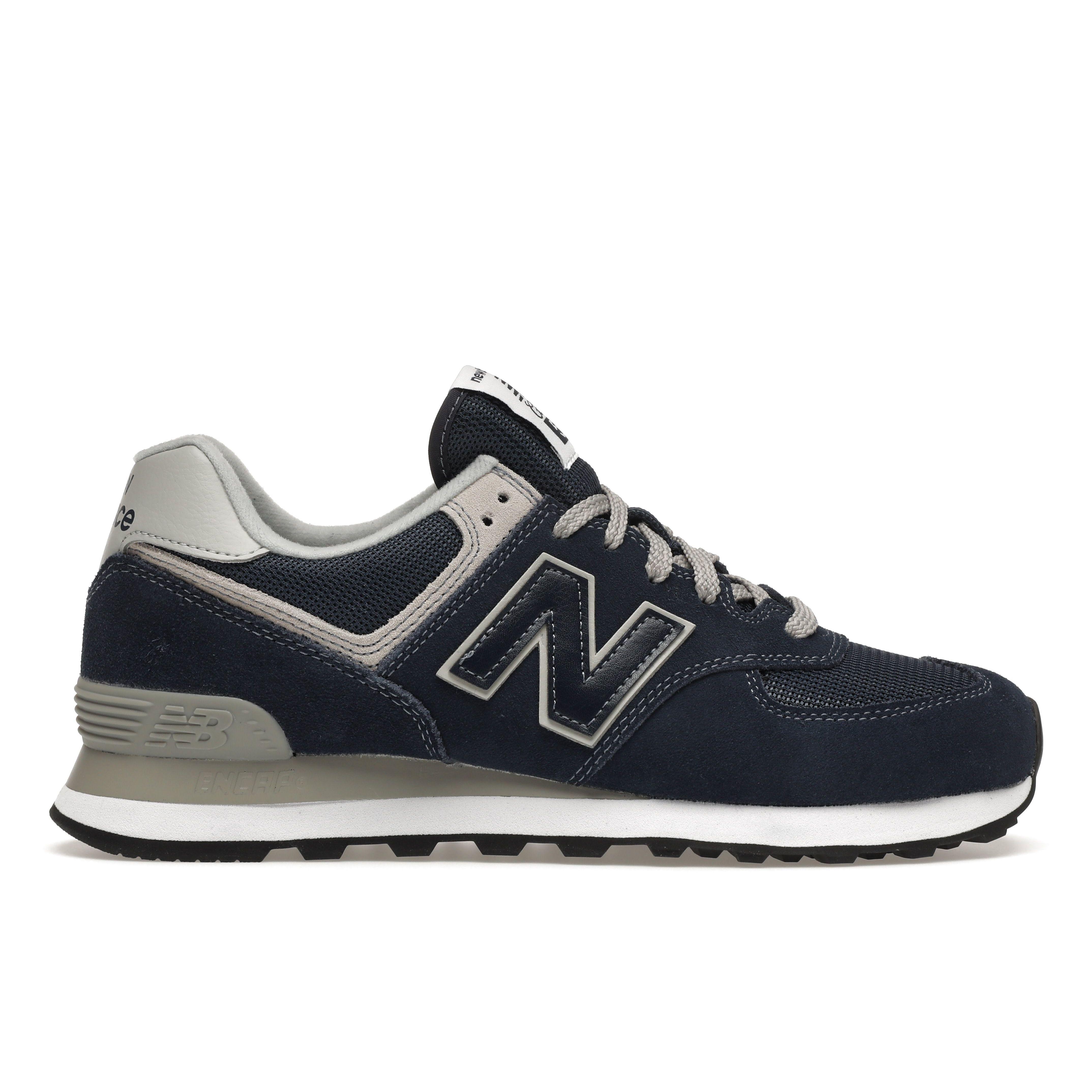 

Кроссовки унисекс New Balance 574 темно-синие ML574EGN