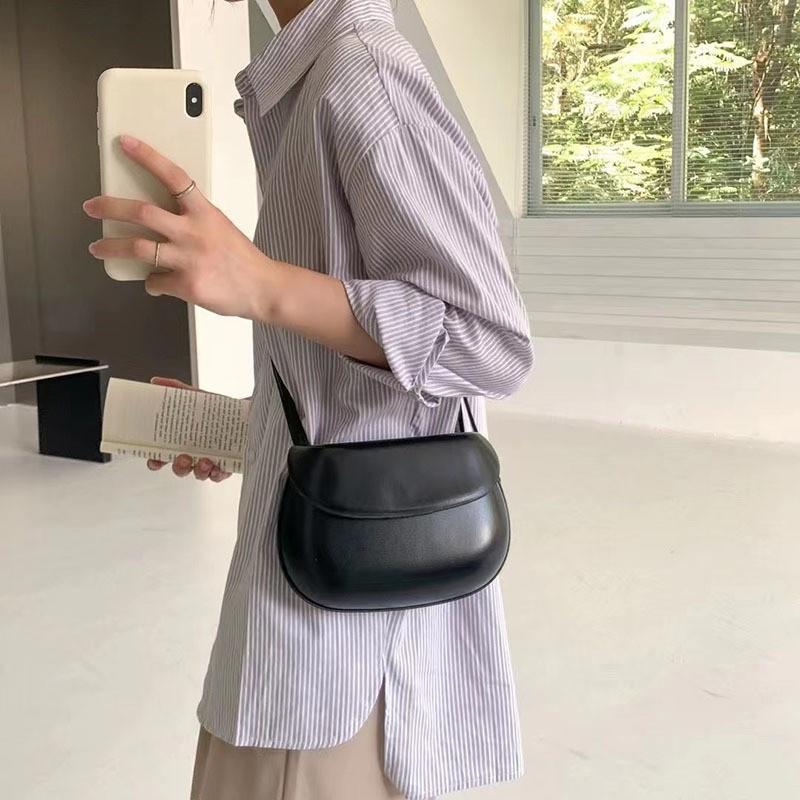 Niche Design Fashionable Mini Semi-round Saddle Bag Women 2025 New Trend Retro Clamshell Single Shoulder Cross-body чёрный