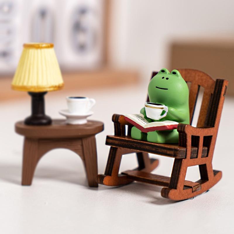 Mini Frog Resin Ornament Japanese Rocking Chair Cute Home Office Room Car Desk Decoration