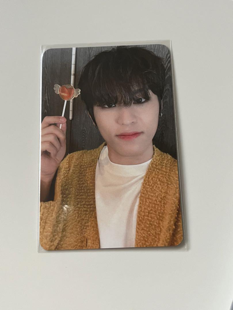 

[USED] Treasure Jungwoo Taipei trading card