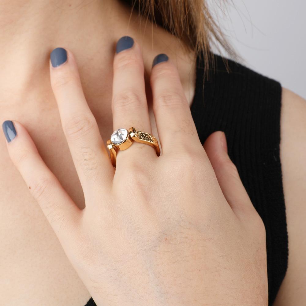 Haisheng couple ring ins does not fade, European and American fashion personalized zircon popular hot jewelry factory