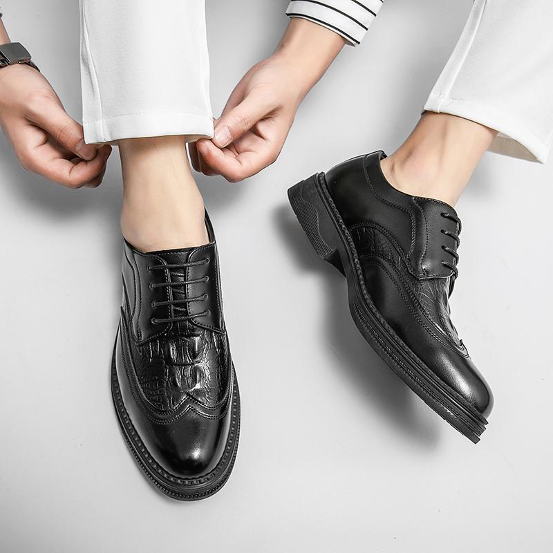 Luxury Brand Men Leather Shoes Black Casual Business Shoes Fashion Italian Patent Formal Flats High Quality Leather Oxford Shoes