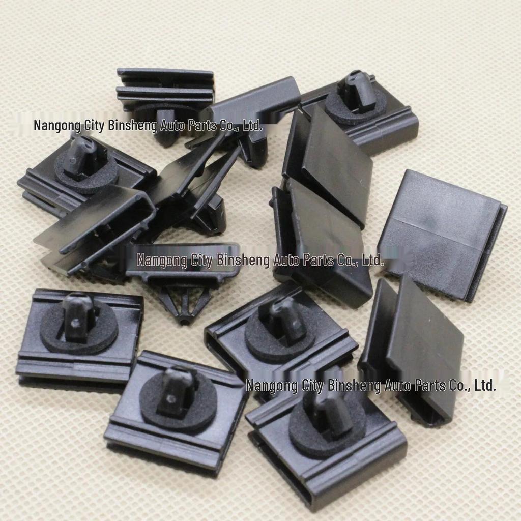 Dodge Caravan Chrysler Side Skirt Rocker Panel Clip with Seal (6509288AA)