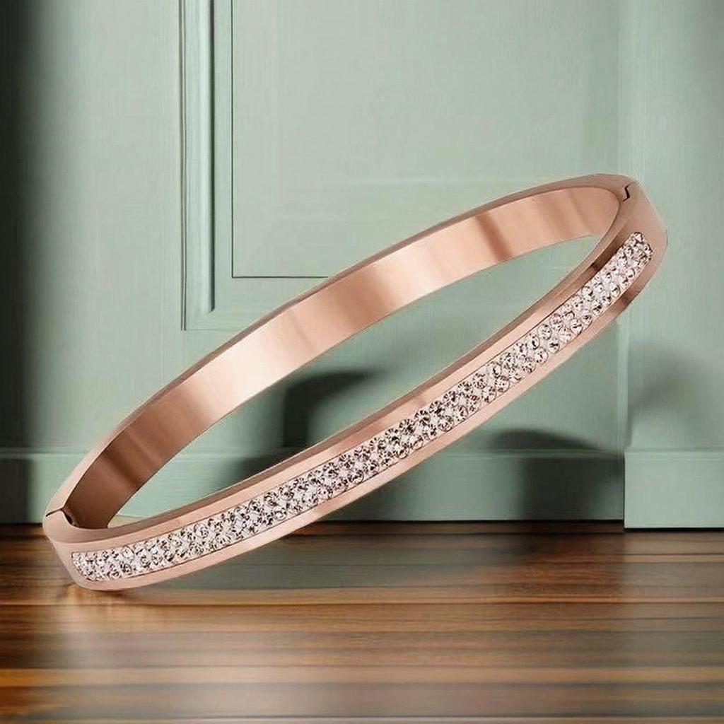 High-End Colorfast Titanium Steel Bracelet for Girls - Elegant, Durable Stainless Steel Jewelry
