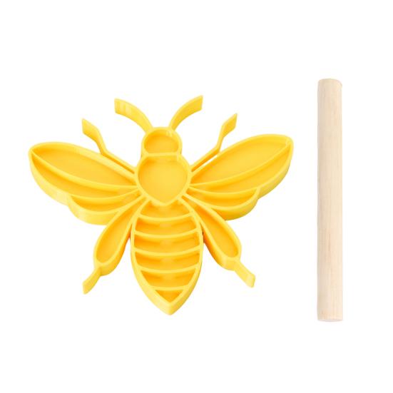 Bee Watering Station Insect Water Feeder Cup Butterfly Feeder with Wooden Stake Bee or Ladybug Shape Drinking Station for Garden Pollinators