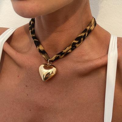 Ailodo Goth Big Heart Pendant Necklace For Women Vintage Leopard Polyester Cloth Chain Statement Necklace Fashion Jewelry Gift