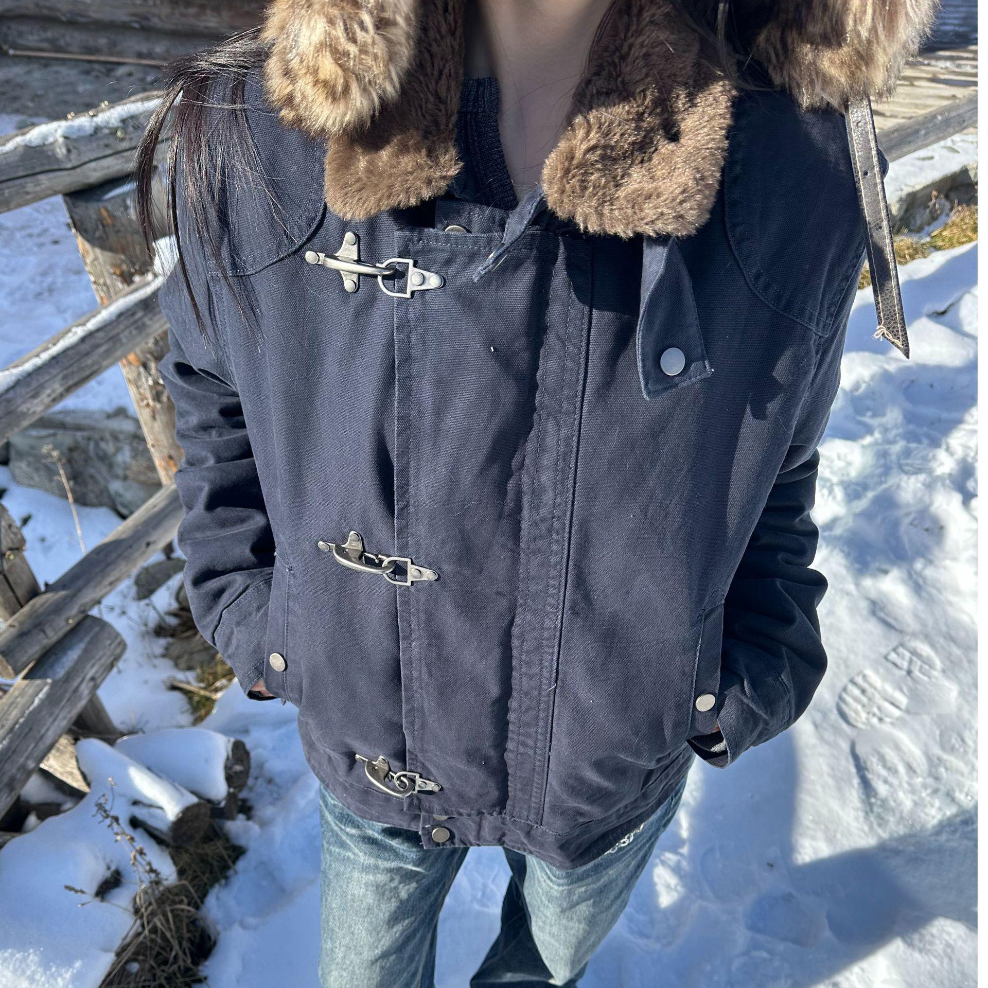 EME Yisheng Ретро Американский Стиль Лацкан Короткая Свободная Посадка Теплая Женская Куртка с Застежкой-Лобстером. Medium