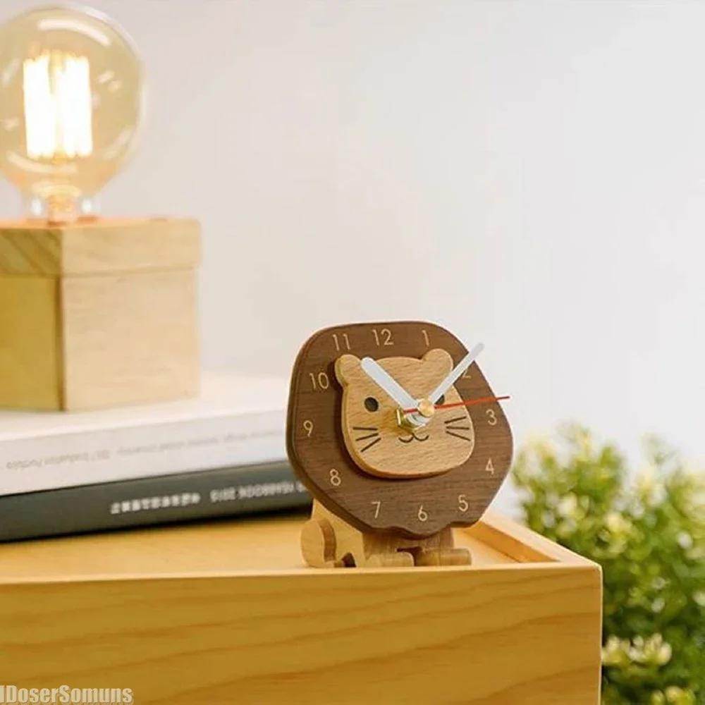 New Creative Mini Student Clock Cartoon Lion Desktop Alarm Clock Children's Cute Bedroom Silent Mechanical Ins Bedside Ornaments