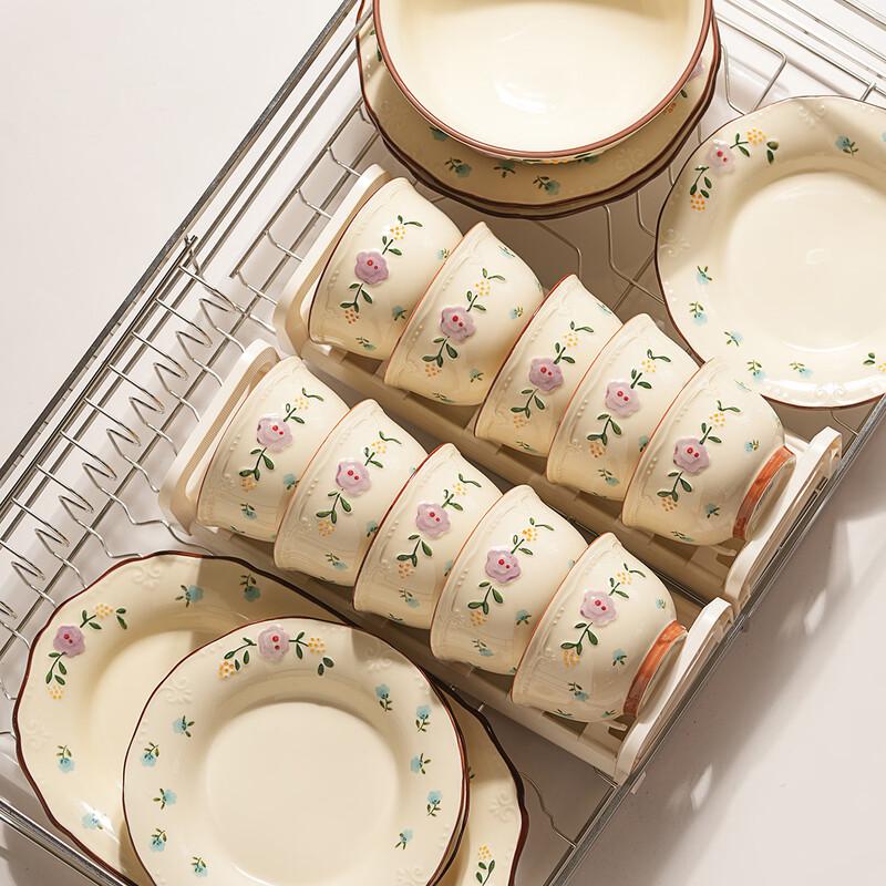Minimalist Underglaze Ceramic Dinnerware Set