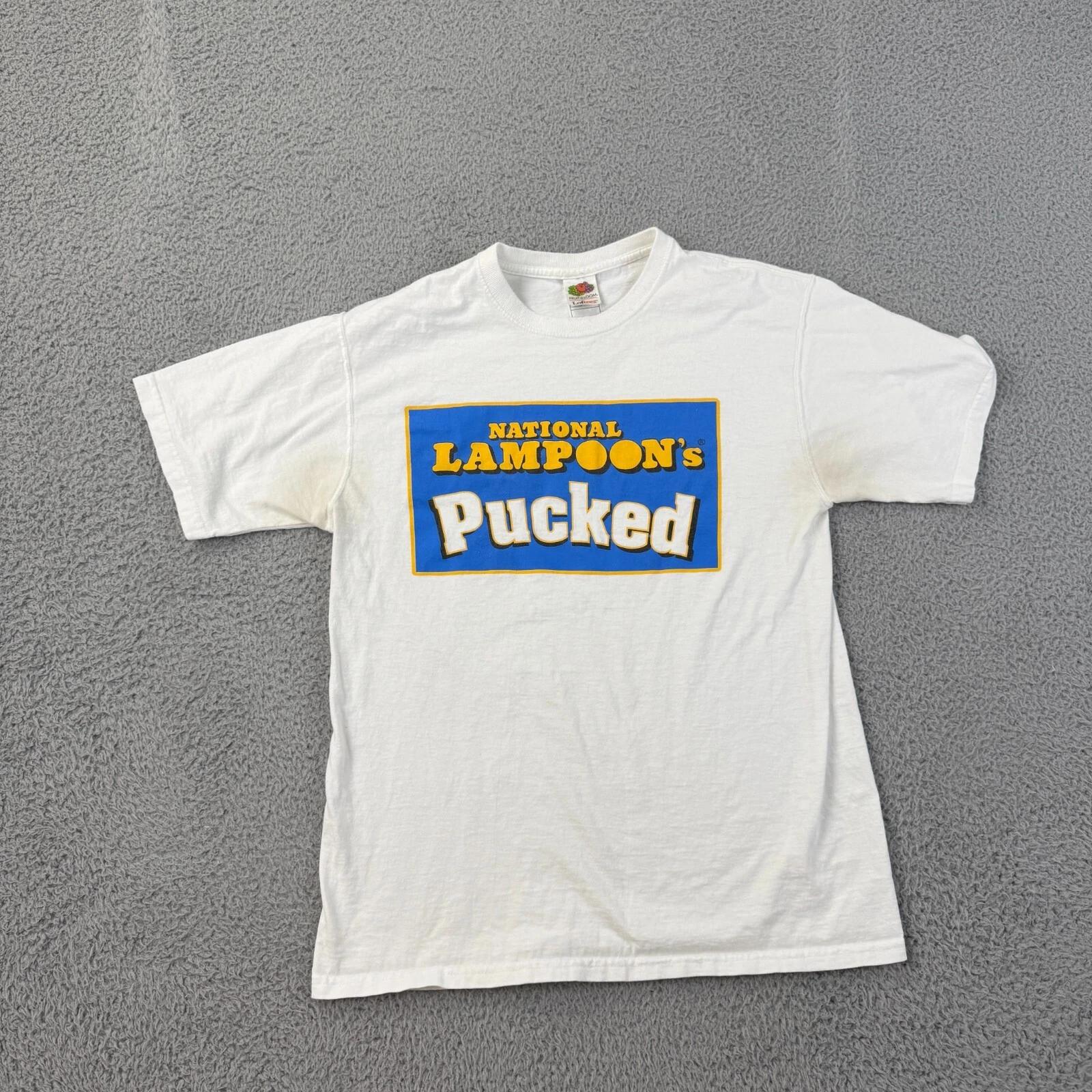 Футболка National Lampoon s Pucked Мужская Средний размер Графический принт Короткий рукав 2XL