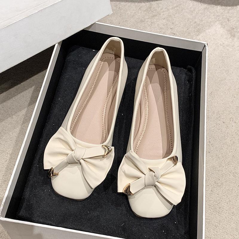 With skirt fairy wind gentle shoes spring and autumn versatile beanie shoes bow 2025 new nurse flat shoes