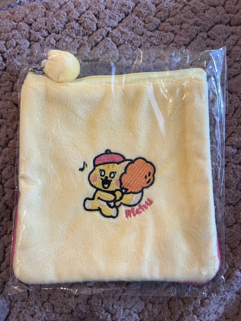 

[USED] NiziU Richie Pouch